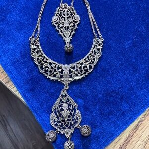 Elegant Filigree Necklace